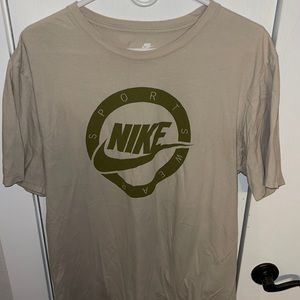Mens Nike Tshirt